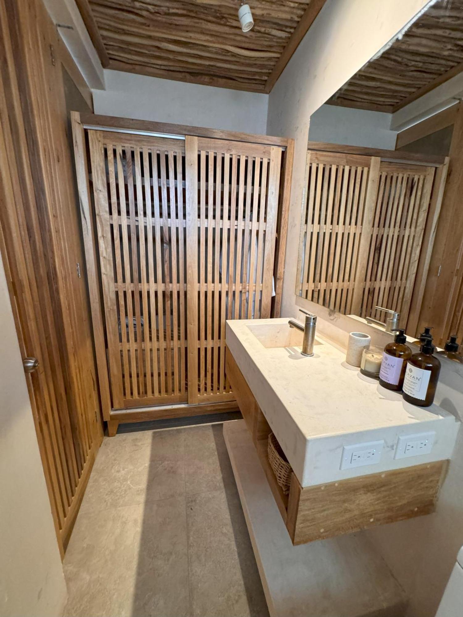 Jungle Chic By Marea Apartment *